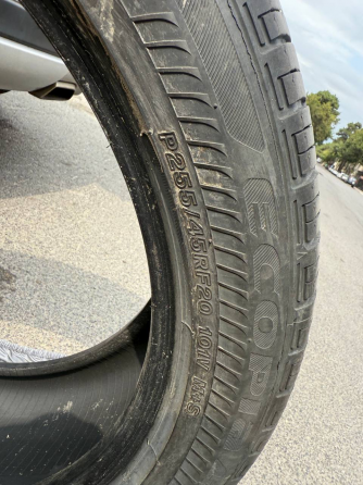 Bridgestone 255/45 R21 101V 4 шт. Rustavi