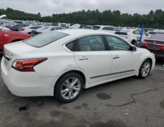 Nissan Altima 2015 Тбилиси