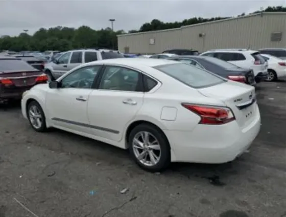 Nissan Altima 2015 Тбилиси