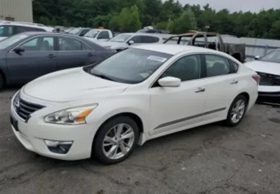 Nissan Altima 2015 Тбилиси