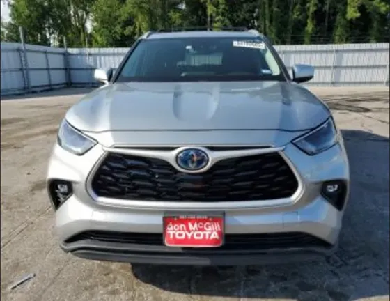 Toyota Highlander 2.5L 202 თბილისი