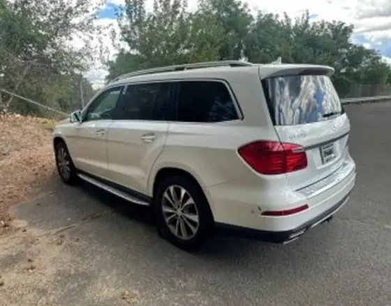 Mercedes GL 3L 2015 Тбилиси