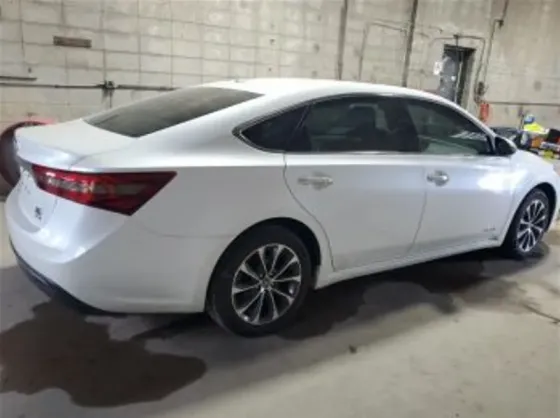 Toyota Avalon 2.5L 2016 Тбилиси