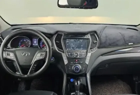 Hyundai Santa Fe 2013 თბილისი