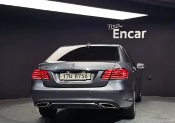 Mercedes E 2.2L 2016 თბილისი