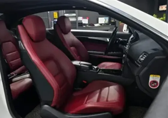 Mercedes E 2L 2 თბილისი