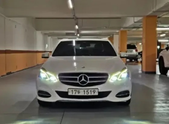 Mercedes E 2.2L 2 თბილისი
