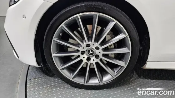 Mercedes E 2L 202 თბილისი