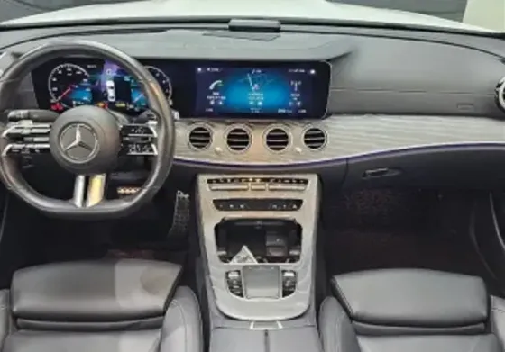 Mercedes E 2L 202 თბილისი