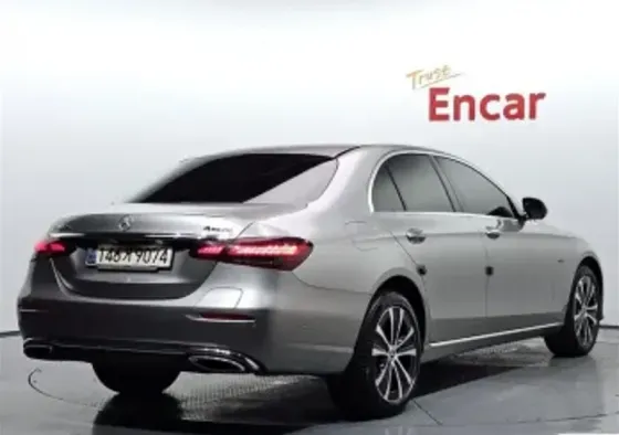 Mercedes E 2L 202 თბილისი