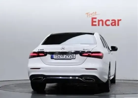 Mercedes E 2L 202 თბილისი