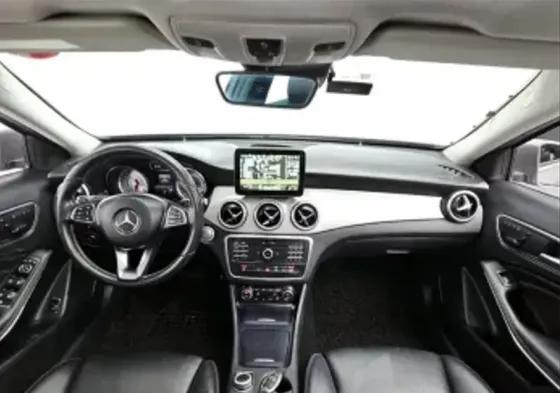 Mercedes GLA 2.2L 2017 Тбилиси