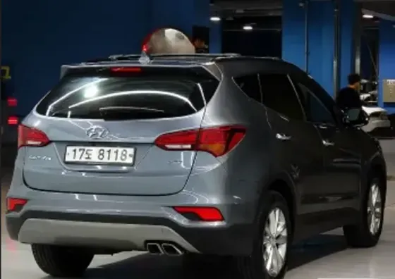 Hyundai Santa Fe 2018 თბილისი