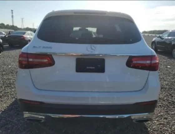 Mercedes C 2L 2018 Тбилиси