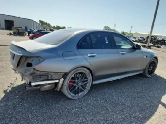 Mercedes E 4L 2018 თბილისი