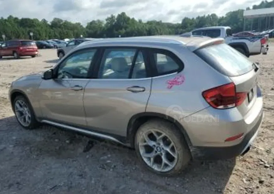 BMW X1 2015 თბილისი - photo 4