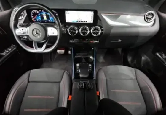 Mercedes GLA 2L 2022 Тбилиси