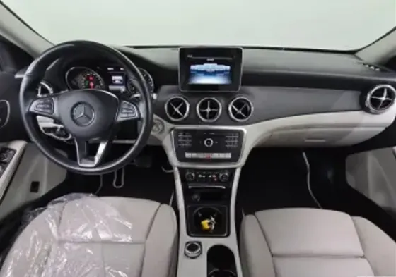 Mercedes GLA 2L 2019 Тбилиси