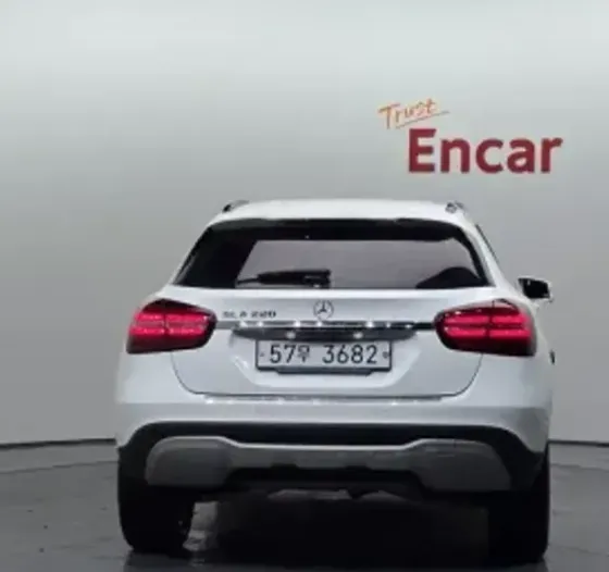 Mercedes GLA 2L 2019 Тбилиси