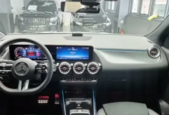 Mercedes GLA 2L 2025 Тбилиси