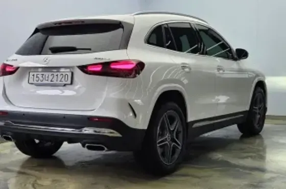 Mercedes GLA 2L 2025 Тбилиси