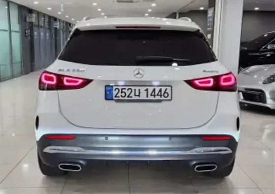 Mercedes GLA 2L 2022 Тбилиси