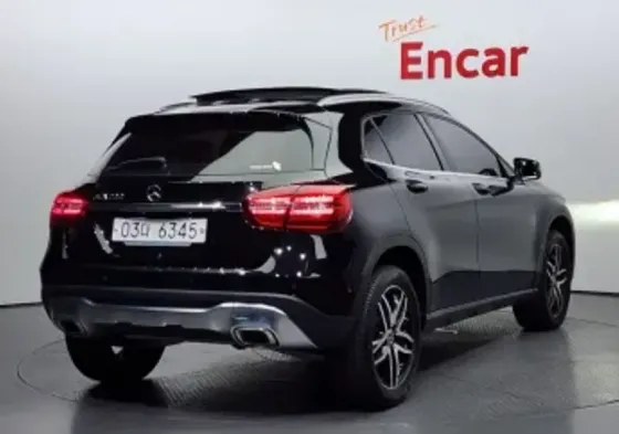 Mercedes GLA 2L 2019 Тбилиси