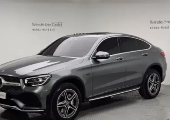 Mercedes GLC 2L 2021 Тбилиси