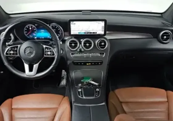 Mercedes GLC 2L 2020 Тбилиси