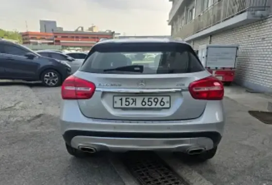 Mercedes GLA 2.2L 2015 Тбилиси