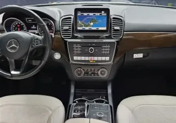 Mercedes GLE 3.5L 2018 Тбилиси