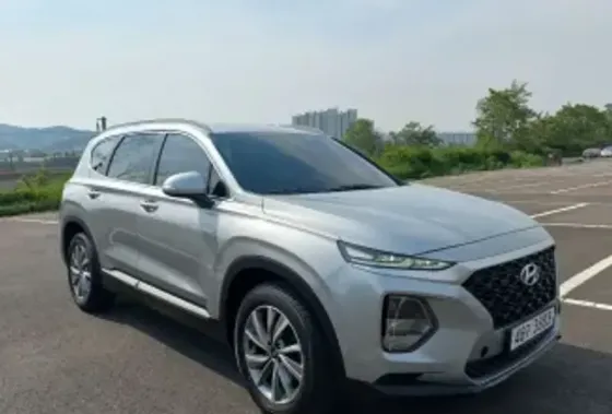 Hyundai Santa Fe 2019 თბილისი