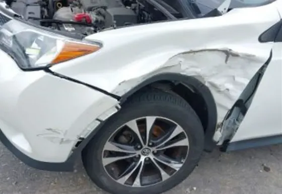 Toyota RAV4 2.5L 2015 Тбилиси