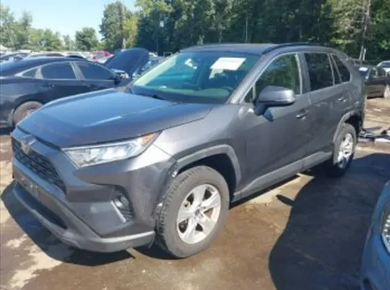 Toyota RAV4 2.5L 2020 Тбилиси