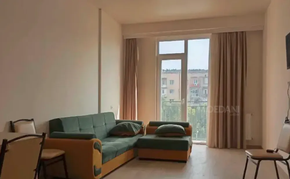 იყიდება 2 ოთახიანი ბინას 65მ² 8/15 სართ თბილისი - photo 2