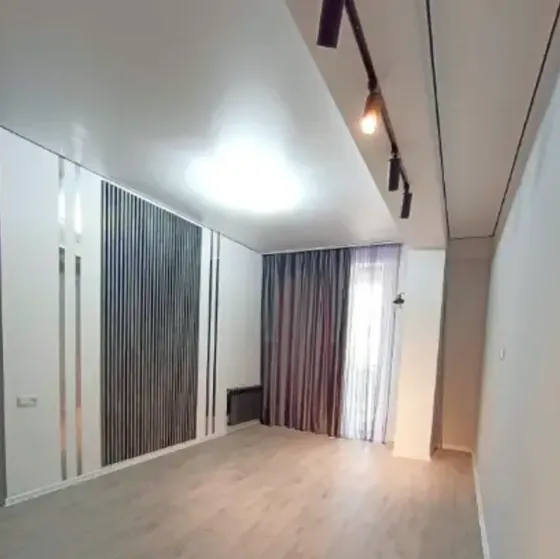 იყიდება 2 ოთახიანი ბინას 50მ² 6/19 სართ თბილისი