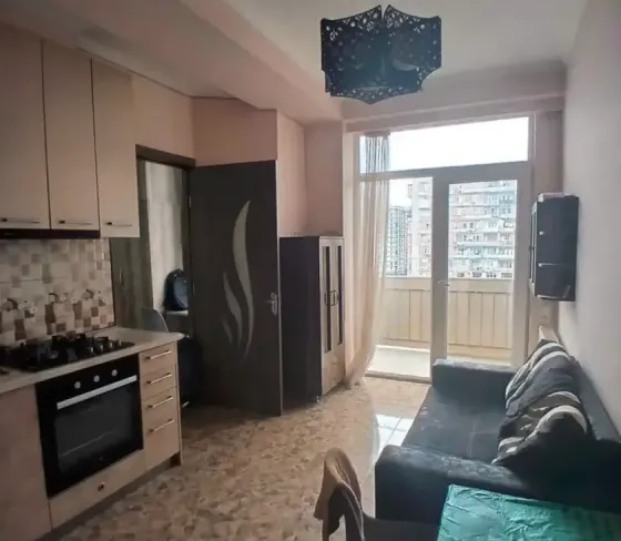 იყიდება 2 ოთახიანი ბინას 40მ² 8/15 სართ თბილისი