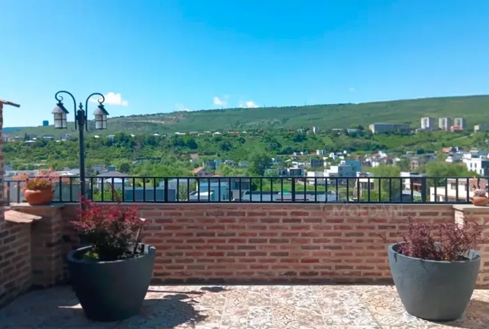 Продам 3-комн. квартиру 121м² 6/6 эт. Тбилиси - изображение 2