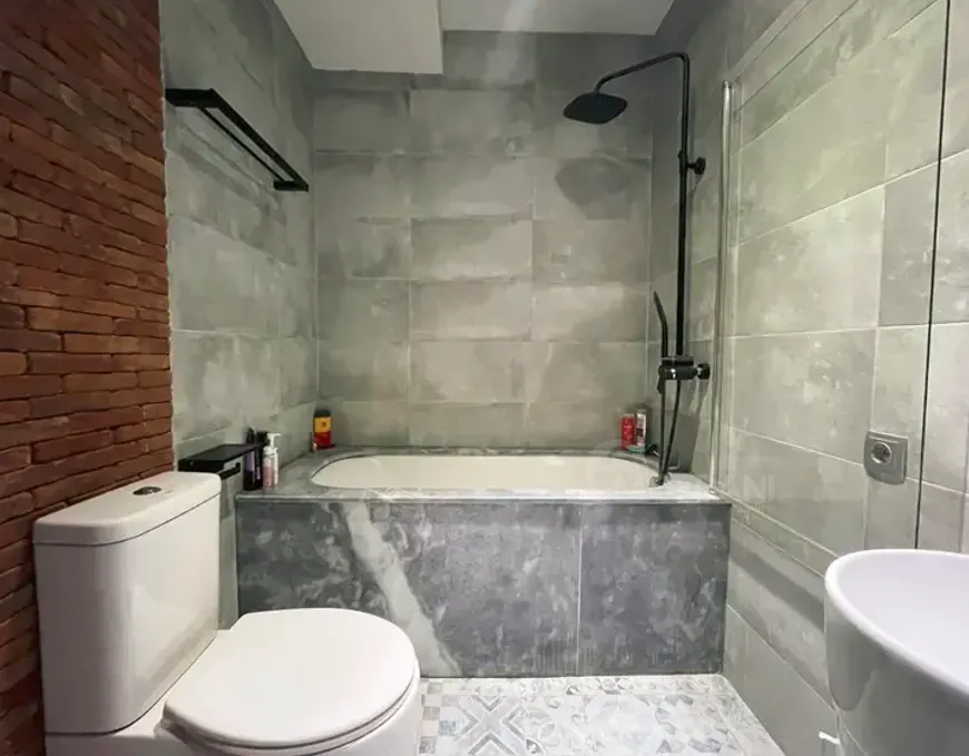 Продам 3-комн. квартиру 121м² 6/6 эт. Тбилиси - изображение 12