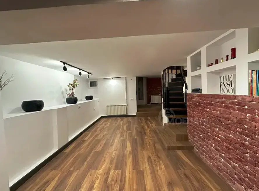 Იყიდება უნივერსალური კომერციული ფართი ვაკეში თბილისი - photo 8