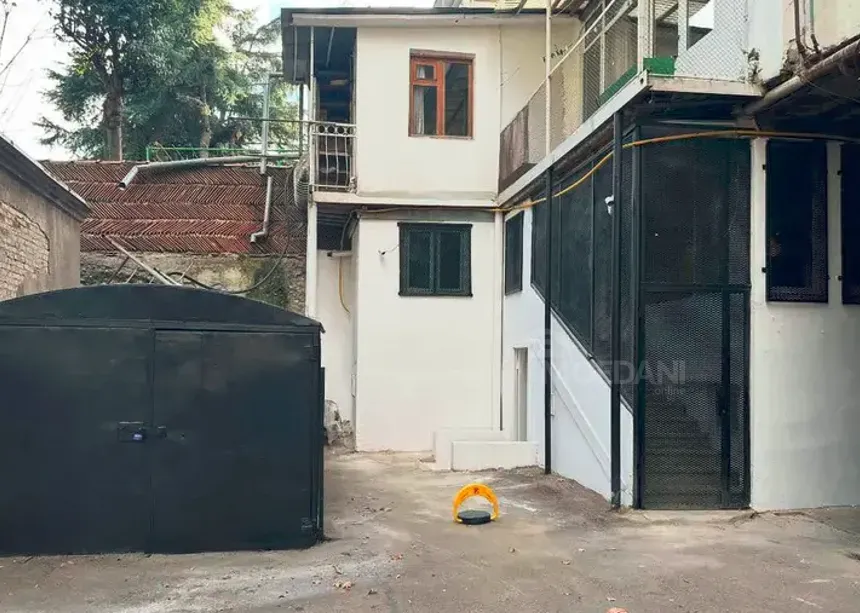 Იყიდება უნივერსალური კომერციული ფართი ვაკეში თბილისი - photo 6