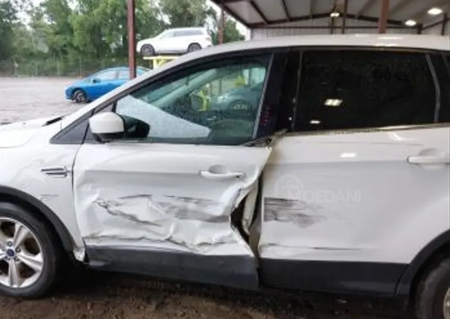 Ford Escape 2.5L 2015 Тбилиси - изображение 2