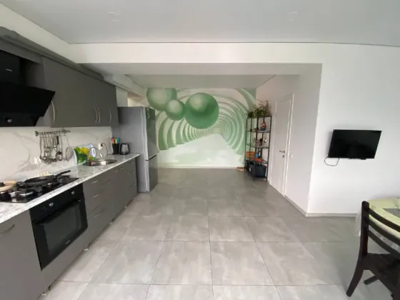 Продам 2-комн. квартиру 76м² 6/10 эт. Кобулети