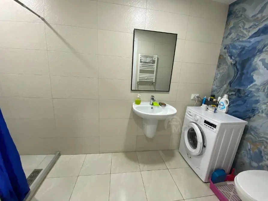 იყიდება 2 ოთახიანი ბინას 76მ² 6/10 სართ ქობულეთი - photo 9