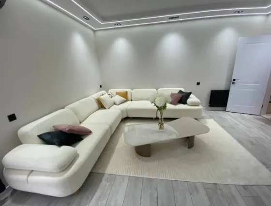 Продам 3-комн. квартиру 75м² 1/7 эт. Кобулети