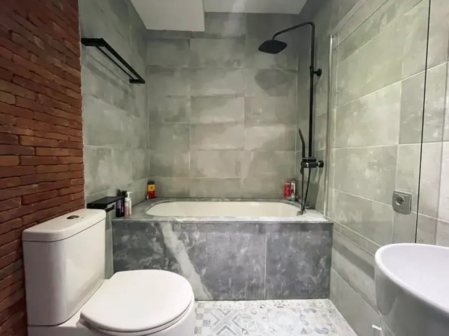 იყიდება 3 ოთახიანი ბინას 121მ² 6/6 სართ თბილისი - photo 4