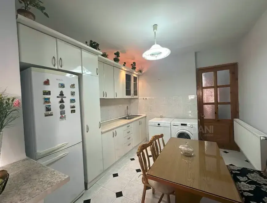 Продам 5-комн. квартиру 142м² 1/9 эт. Тбилиси - изображение 5