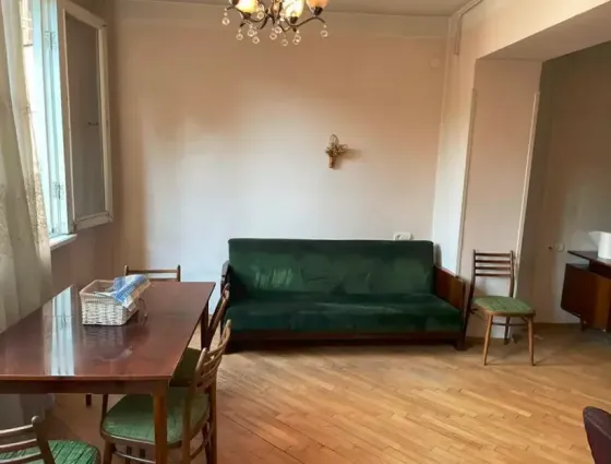 იყიდება 2 ოთახიანი ბინას 79მ² 4/12 სართ თბილისი