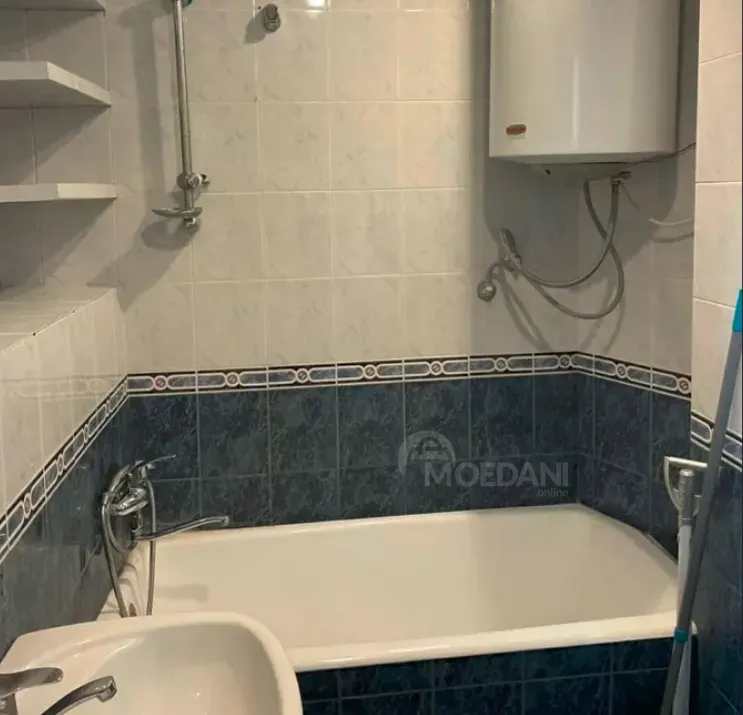 Продам 2-комн. квартиру 79м² 4/12 эт. Тбилиси - изображение 11