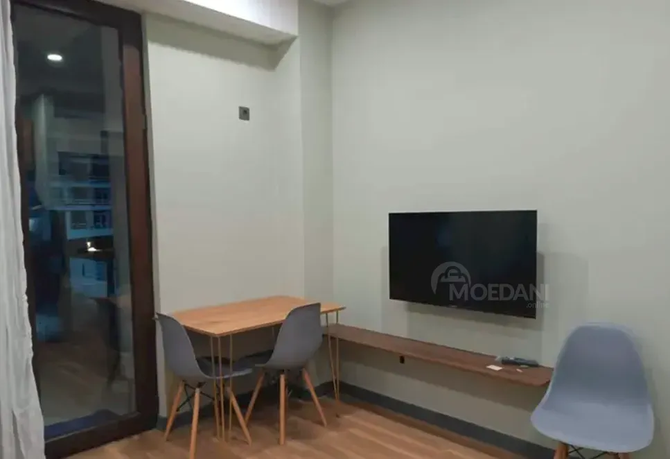 Продам 2-комн. квартиру 43м² 2/5 эт. Тбилиси - изображение 3